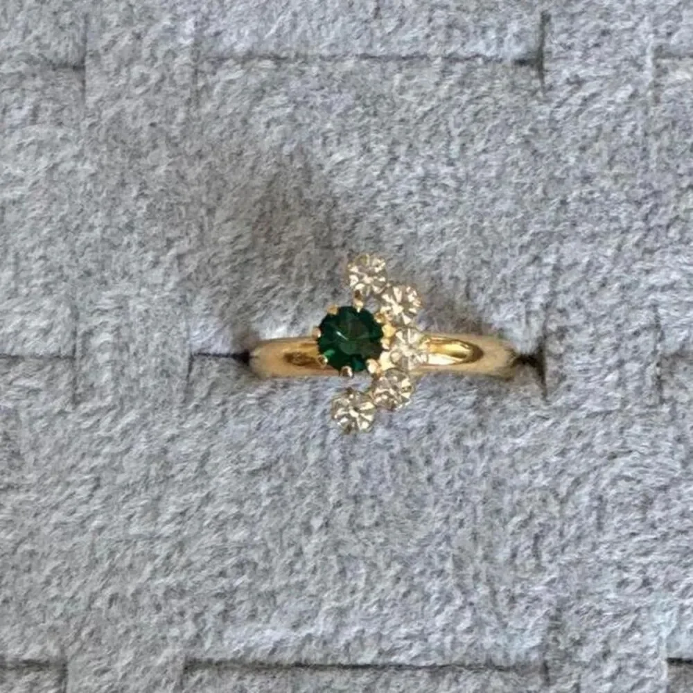 Unbranded Women's Gold and Green Jewellery